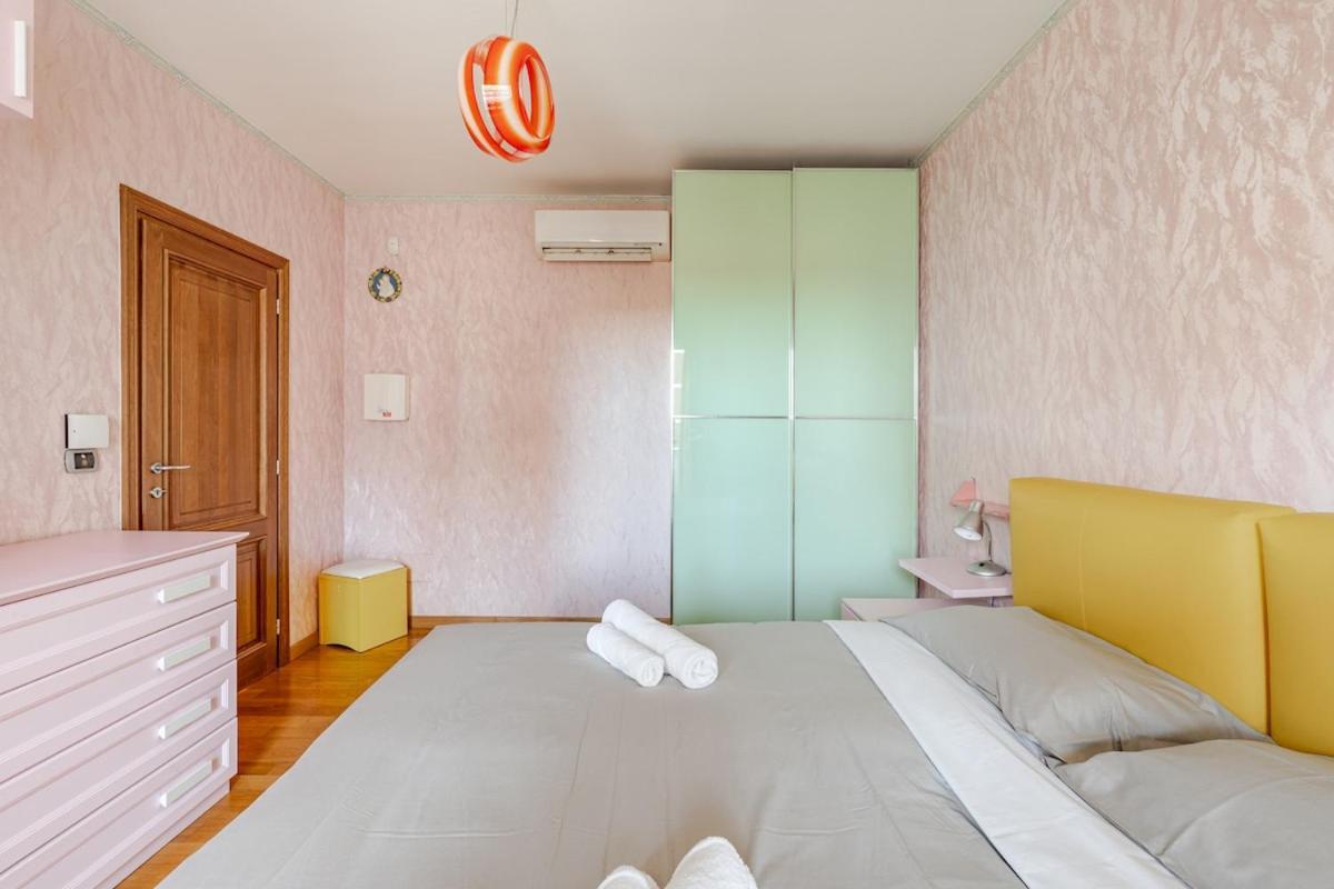 Franca In Centro Zona Trastevere Apartment *